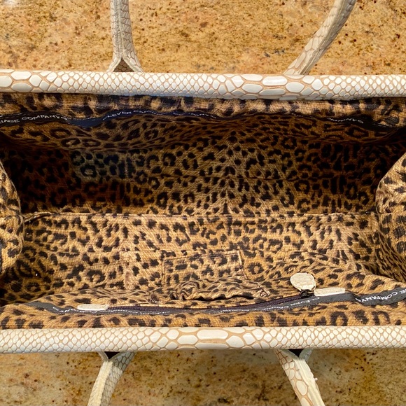 Clever Carriage Cabbage Rose Needlepoint Doctor Satchel - Picture 4 of 8